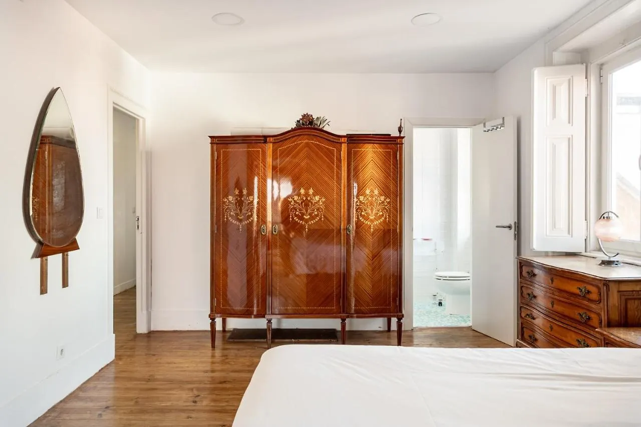 Apartamento Joivy Cosy 2-Bed Flat In Arroios Lisboa 0*,  Portugal